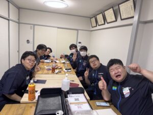 やる気満々の各店のマネージャーが集まりました。